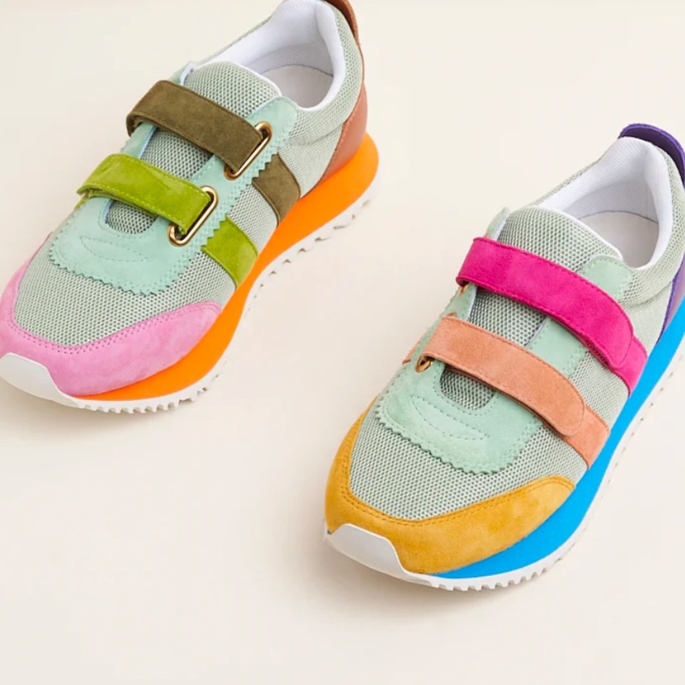 Charlotte Stone Conway Sneakers size 6 in Conway